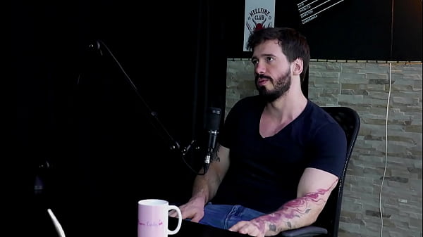 O medo do pau não subir na gravação, gravou pouco pornô gay, faz terapia, e o fetiche louco… – Arthur Aily (SHEER/RED)